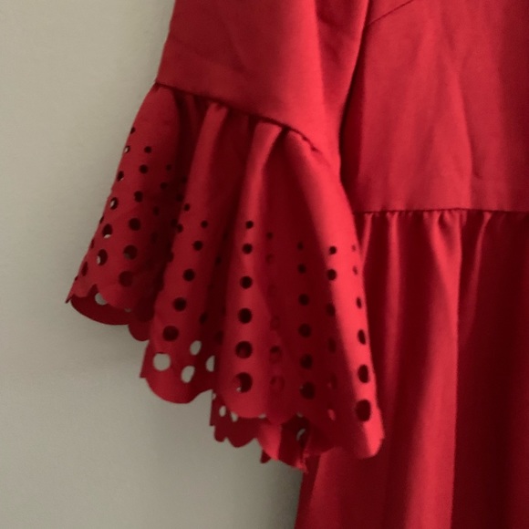 Red dress - Picture 5 of 5